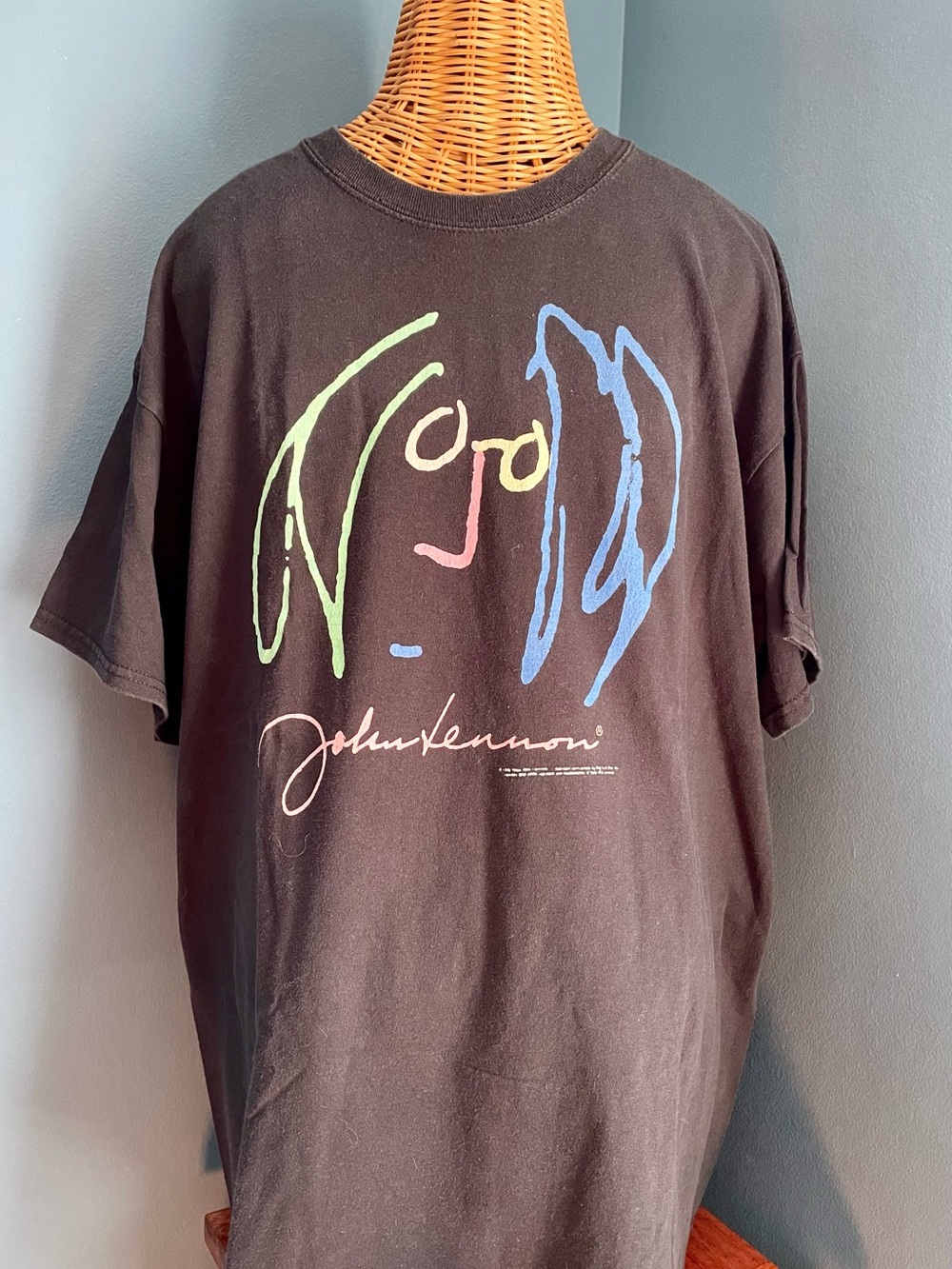 John Lennon T-Shirt Multi Colored Graphic Black Size XL ?